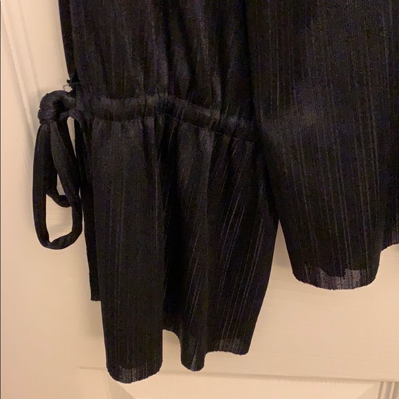 Zara sheer vertical stripe top size Large - Picture 5 of 5